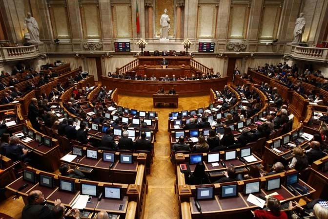 Deputado do Bloco renuncia por causa dos reembolsos duplicados de viagens