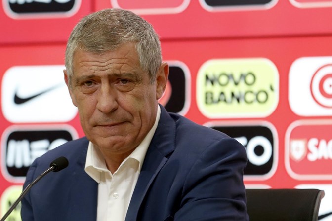Paulinho e Sérgio Oliveira nos 35 de Fernando Santos